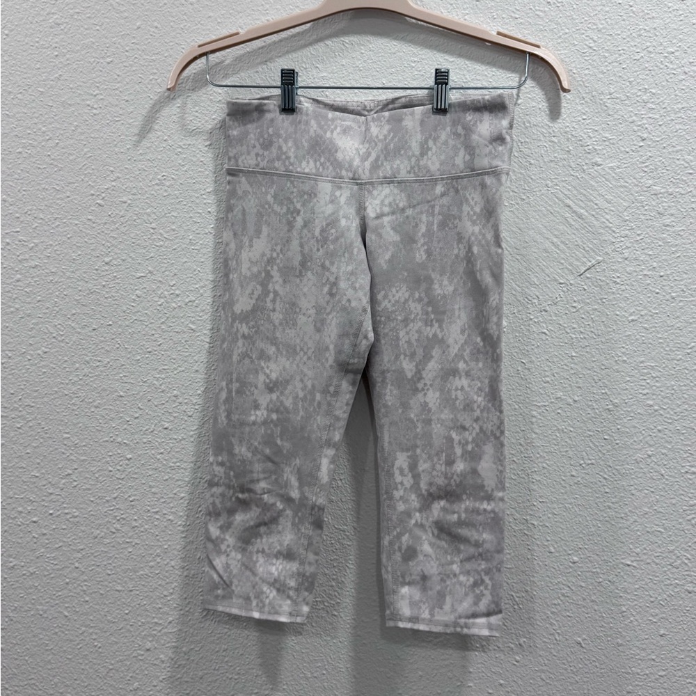 Alo Yoga Cropped Snake Print Legging
